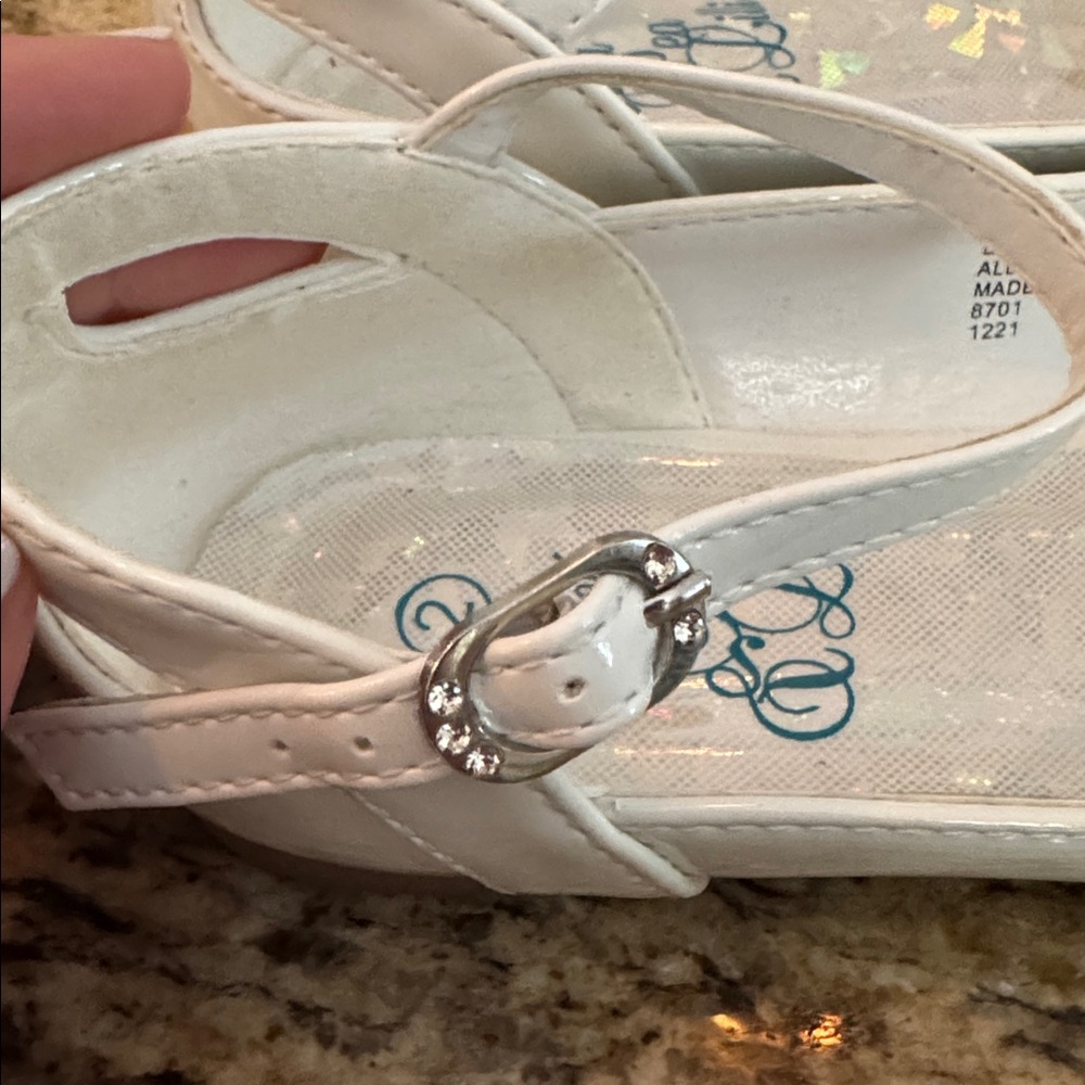 First Communion Flats - Picture 8 of 9